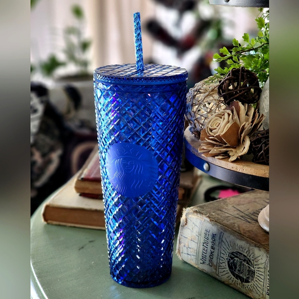 NWT Starbucks 2022 Seasonal  Blue Jeweled Tumbler,Venti